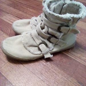 Aldo boots three buckles zip up size 38